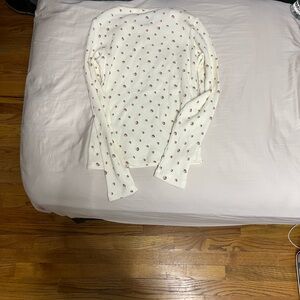 Levi's Cream Ribbed Crewneck Sweater with Pink Dot Floral Print